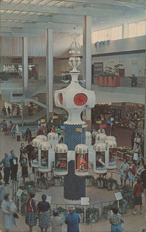 Clock of the Nations, Midtown Plaza Mall Rochester New York