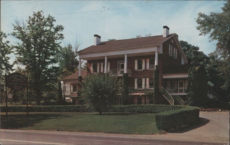 THE SPRING HOUSE - Southern Colonial Home Rochester New York