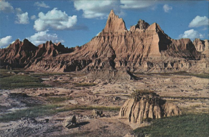 Badlands National Park, South Dakota - Land of Infinite Variety