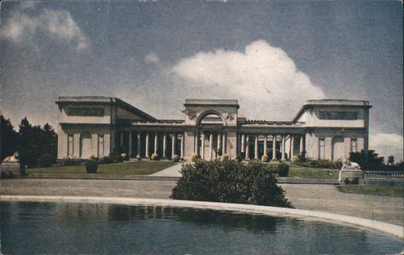 Legion of Honor, San Francisco - Classical Building & Pool California