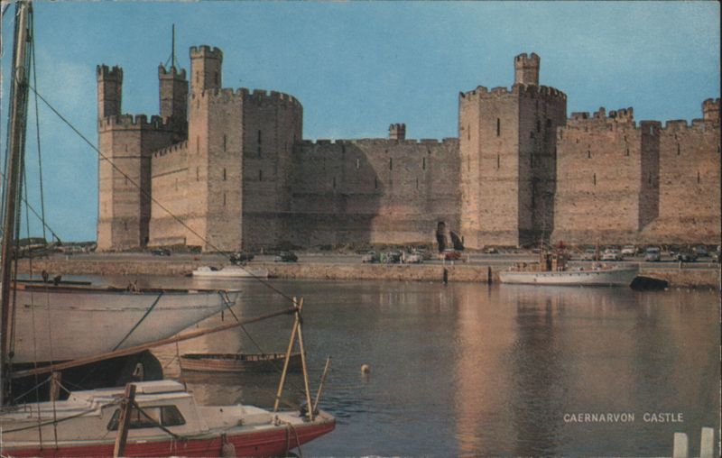 Caernarvon Castle, Boats on Water United Kingdom