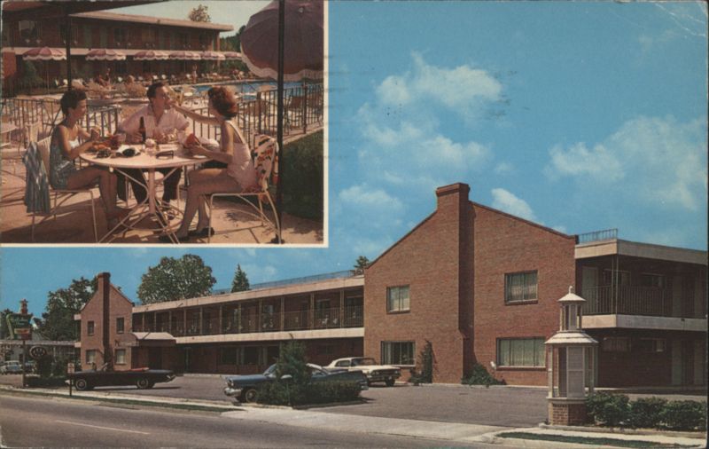 Holiday Inn Williamsburg VA - Poolside Dining & Motel Exterior Virginia