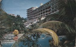 Hotel Majestic Acapulco, Swimming Pool & Palm Trees Postcard