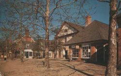 Duke of Gloucester Street, Williamsburg, VA Postcard