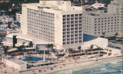The Seville Hotel Miami Beach, Olympic Pool & Cabana Colony Postcard
