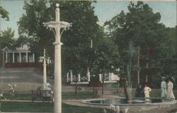 Mountain Park, Fountain and Lamp Post Postcard