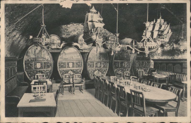 Blutgericht Königsberg Great Hall Ship Chandeliers Russia