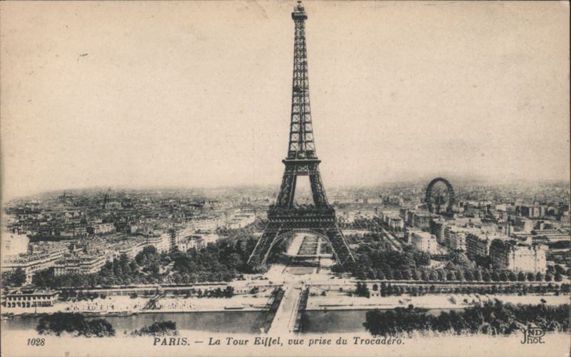 Eiffel Tower from Trocadéro, Paris France