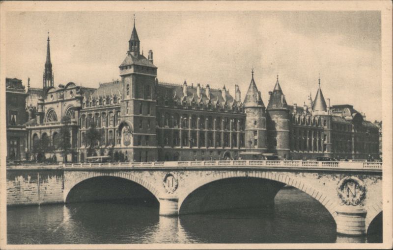 La Conciergerie du Palais, Paris France
