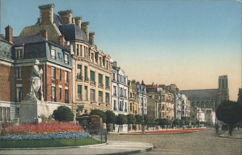 Reims, Cours J.-B. Langlet with Cathedral France