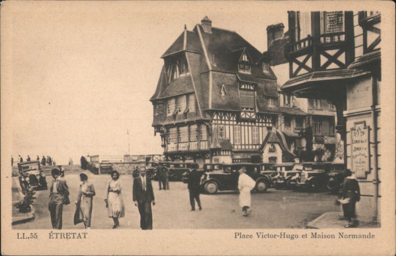 Place Victor-Hugo & Maison Normande, Étretat, France