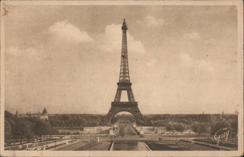 Eiffel Tower General View, Paris France Guy
