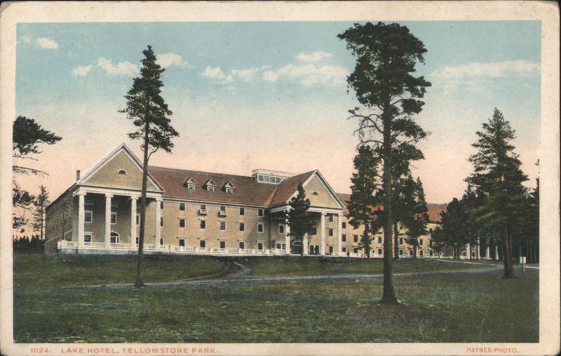 Lake Hotel, Yellowstone Park Wyoming