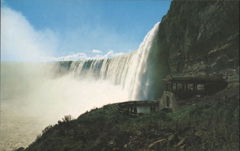 Horseshoe Falls & Observation Platform, Scenic Tunnel Niagara Falls Canada