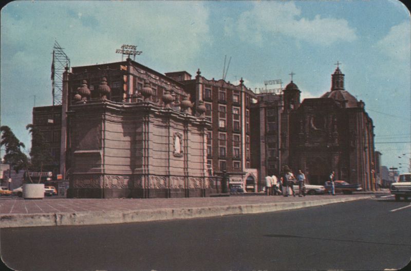 Salto del Agua Square, Hotels Vargas & C.M. Reyes Mexico City