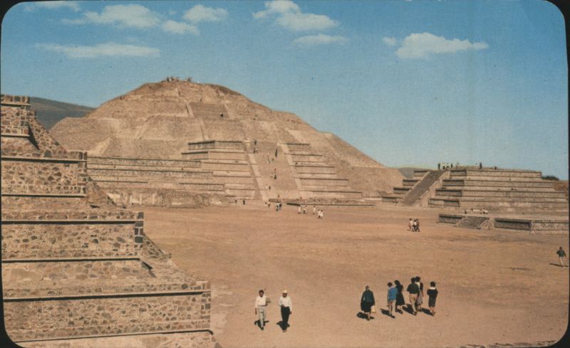 Plaza with Pyramid of the Moon, Teotihuacán San Juan Teotihuacán Mexico