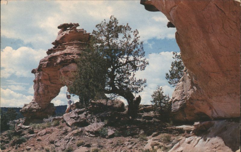 Beautiful Arch near Kanab, Southern Utah Jim Eagle