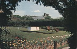Franklin D. Roosevelt Grave & Monument, Hyde Park, NY Postcard