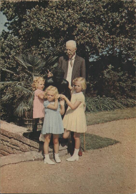 H. M. The King and Princesses Margaretha, Birgitta and Désirée