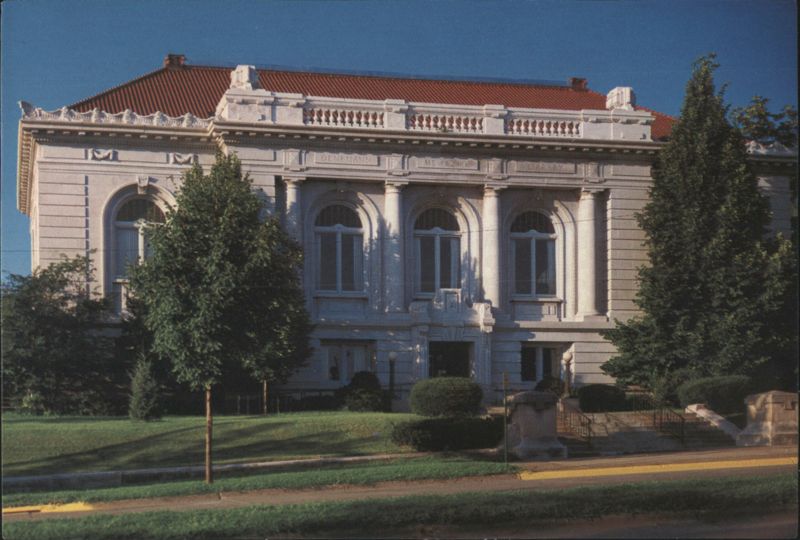Denkmann Memorial Library, Augustana College Rock Island Illinois