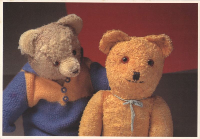 Two Teddy Bears by Mirja de Vries from 'The Teddies' Series