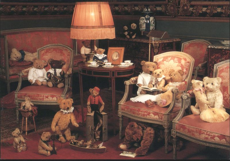 Teddy Bear Festival at Amerongen Castle, 1991 Netherlands