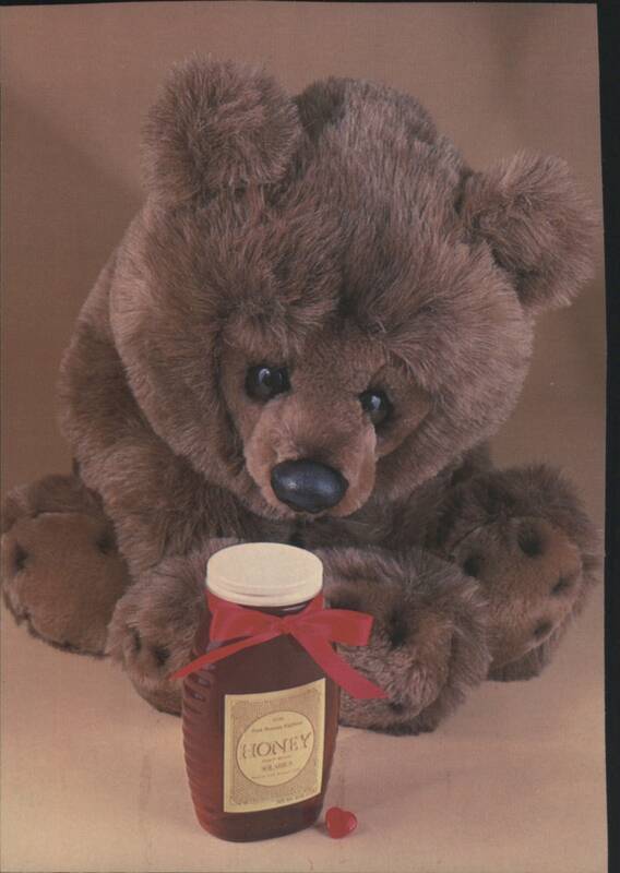 Maroosuka Teddy Bear with Honey Jar from The King's Collection