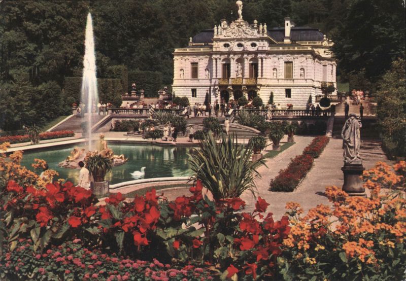 Königsschloss Linderhof Castle Fountain Gardens
