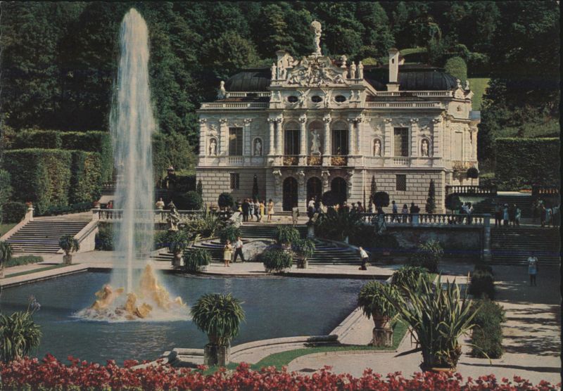 Linderhof Castle, Fountain, Gardens Germany