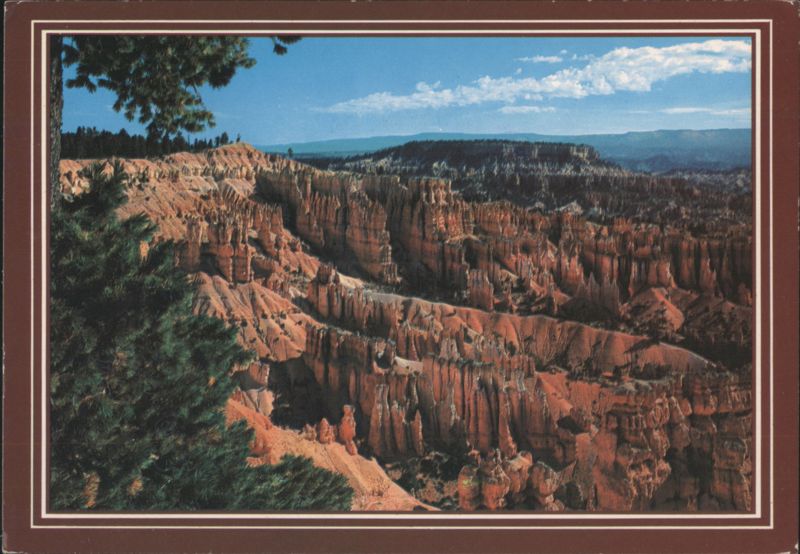 BOAT MESA AND THE QUEEN'S GARDEN Bryce Canyon National Park Utah
