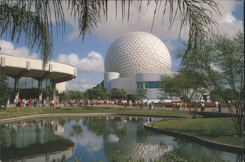 Epcot Center Spaceship Earth & Communicore Future World