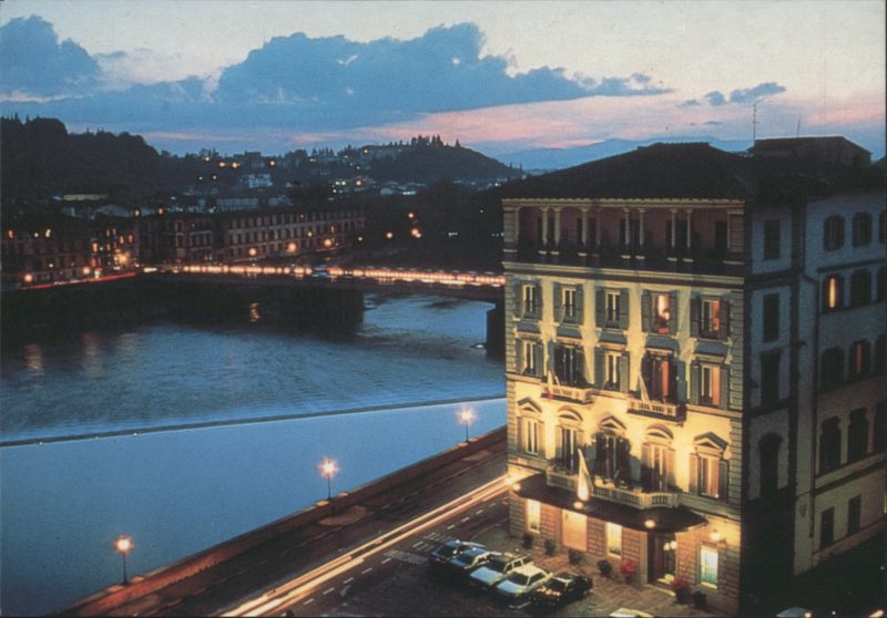 Grand Hotel, Firenze at Dusk