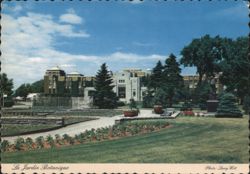 La Jardin Botanique Montréal, QC Postcard