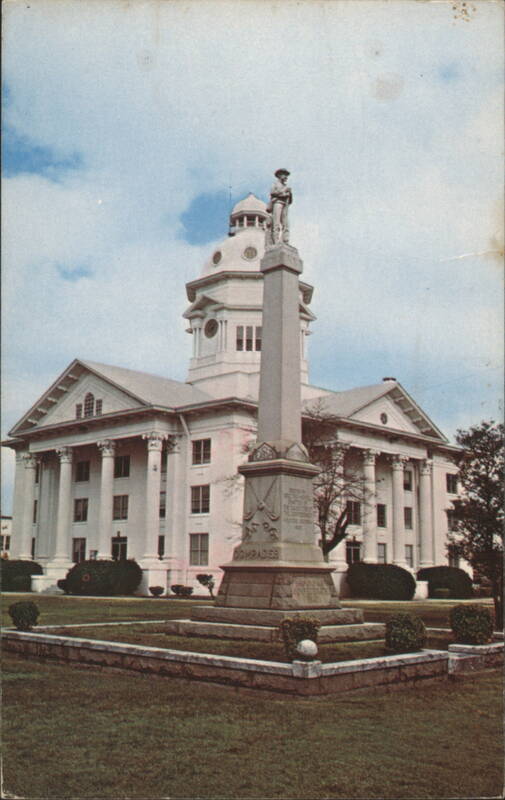 Colquitt County Courthouse and Confederate Monument Moultrie Georgia