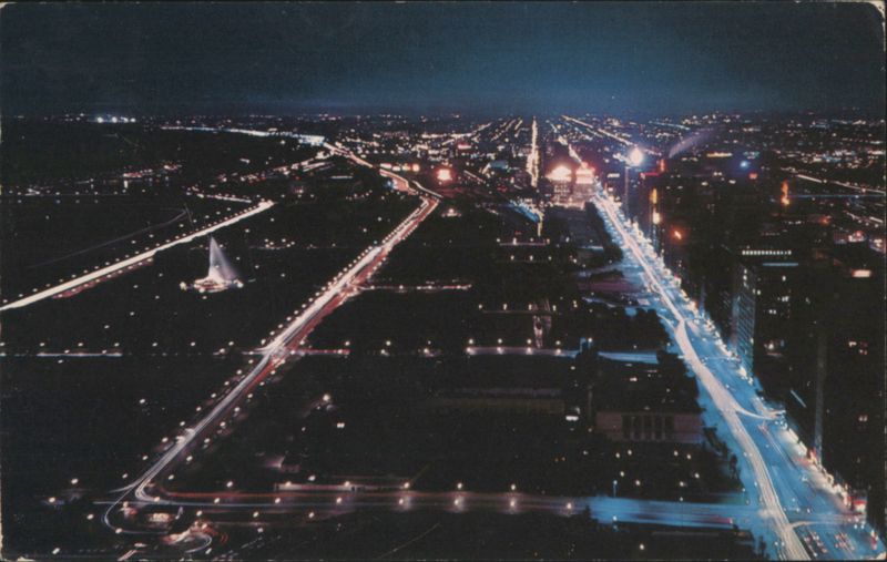 Michigan Avenue, Grant Park & Buckingham Fountain at Night Chicago Illinois