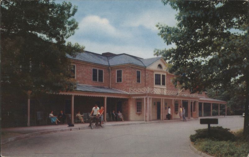 Williamsburg Lodge Exterior and Porch Scene Virginia