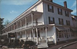 New London Inn, "A Real Country Inn" Postcard