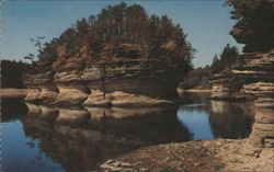 Lone Rock, Lower Dells of the Wisconsin River Postcard