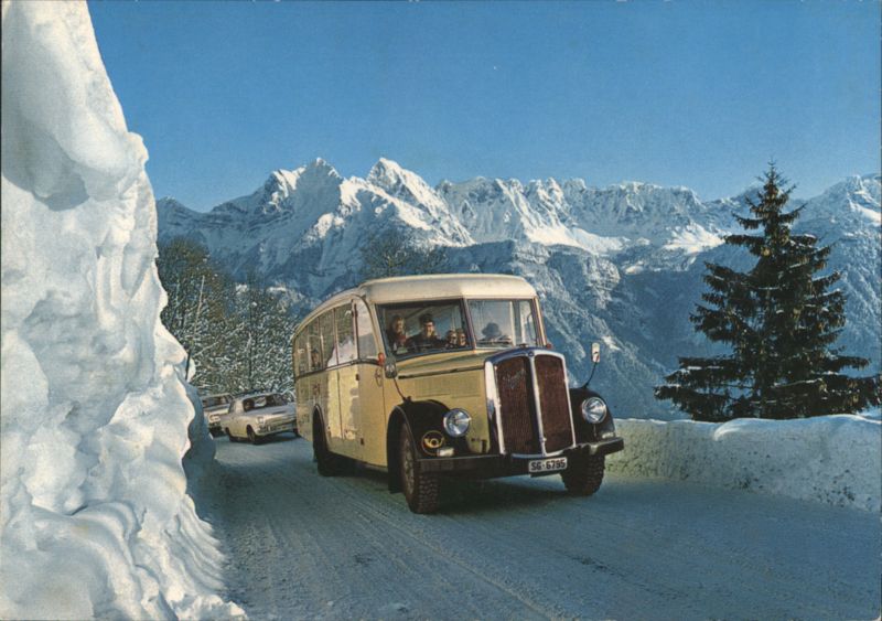 Postauto with Sichelchamm and Gamsberg, Flumserberge Switzerland
