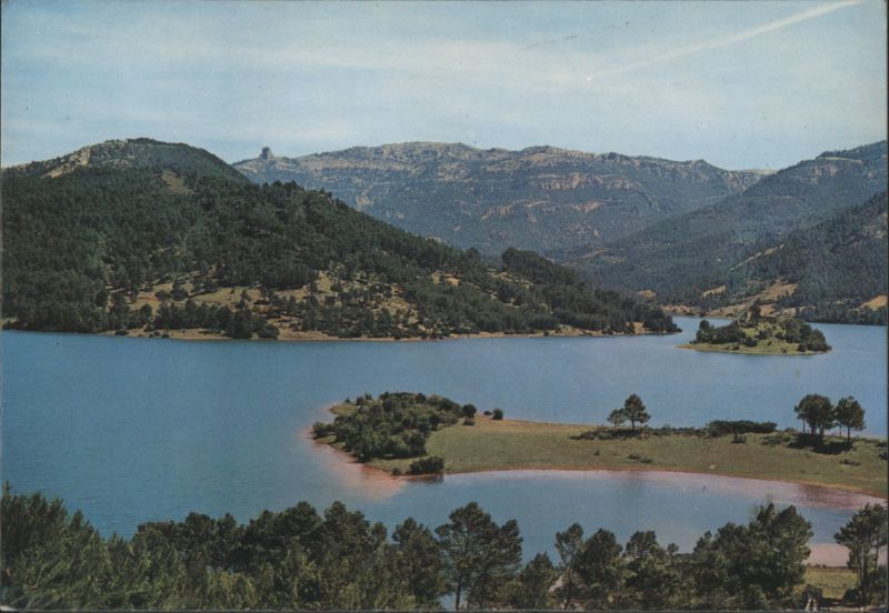 Isla y Castillo de Bujaraiza, Sierra de Cazorla Jaén Spain