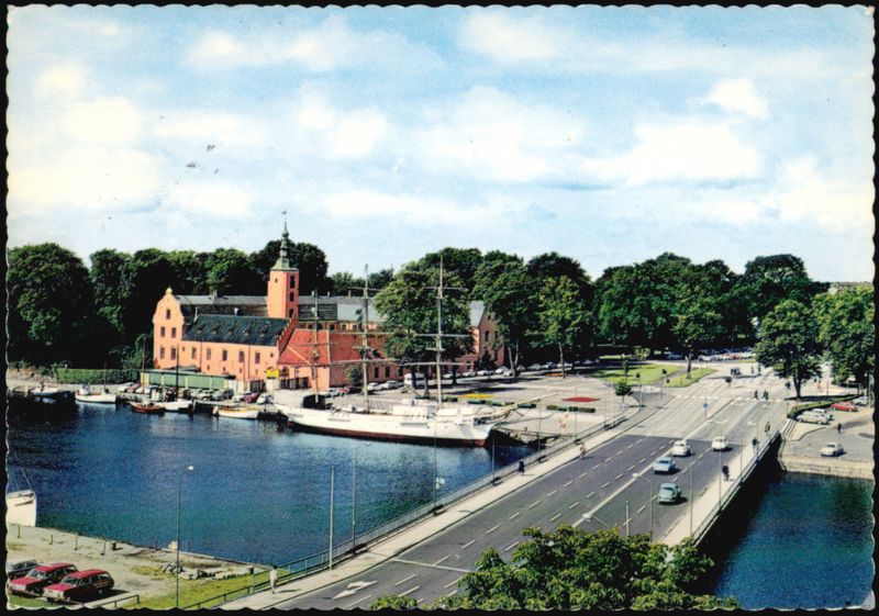 Slottsbron Bridge and Halmstad Castle, Sweden T. Lindeberg