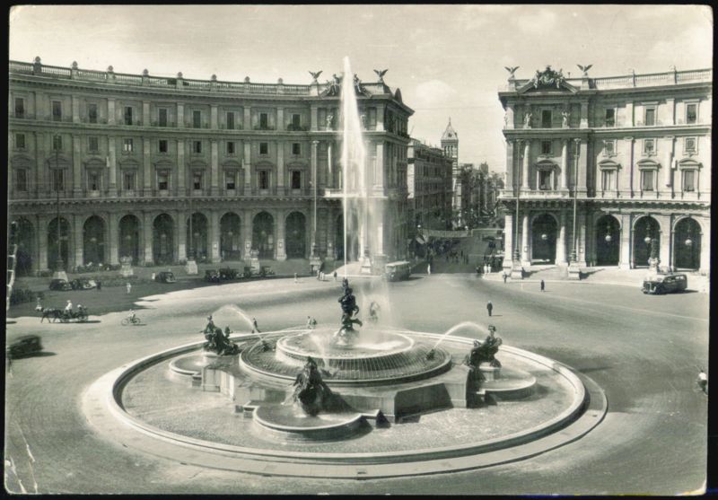 Piazza Esedra and Fontana delle Naiadi, Rome Italy