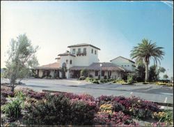 Harris Ranch Restaurant, Interstate 5 and Hwy 198 Postcard