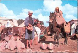 Maroc Pittoresque Jour du Souk Market Scene Postcard