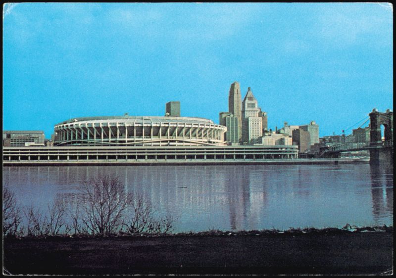 Riverfront Stadium, Cincinnati Skyline and Ohio River