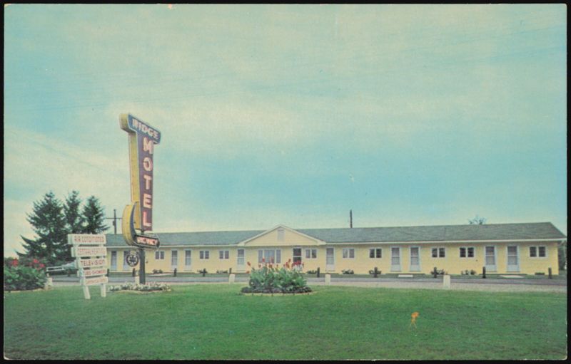 Ridge Motel - 7 1/2 miles East of Wooster - Orrville, Ohio