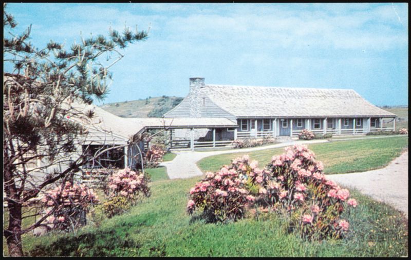 Bluffs Lodge - Doughton Park, Blue Ridge Parkway North Carolina