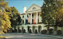 Williamsburg Inn Postcard