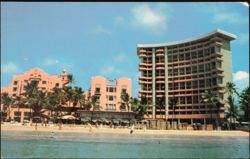 Royal Hawaiian Hotel - Pink Palace on the Beach at Waikiki Postcard