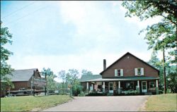 Puddin' Holler Colonial Shop - East Swanzey, NH Postcard